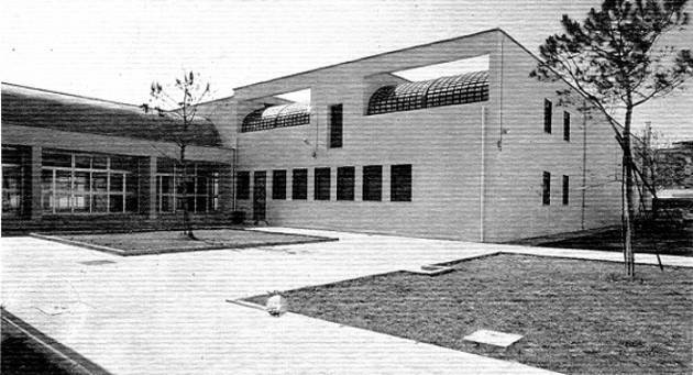 SCHOOL BUILDING